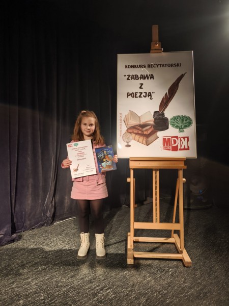 Nadia laureatką konkursu „Zabawa z poezją” 