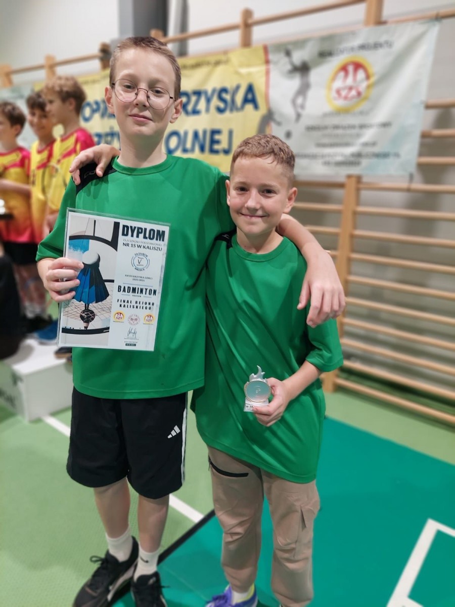 Finał Rejonu Wielkopolskich Igrzysk Młodzieży Szkolnej w badmintonie chłopców w Donaborowie