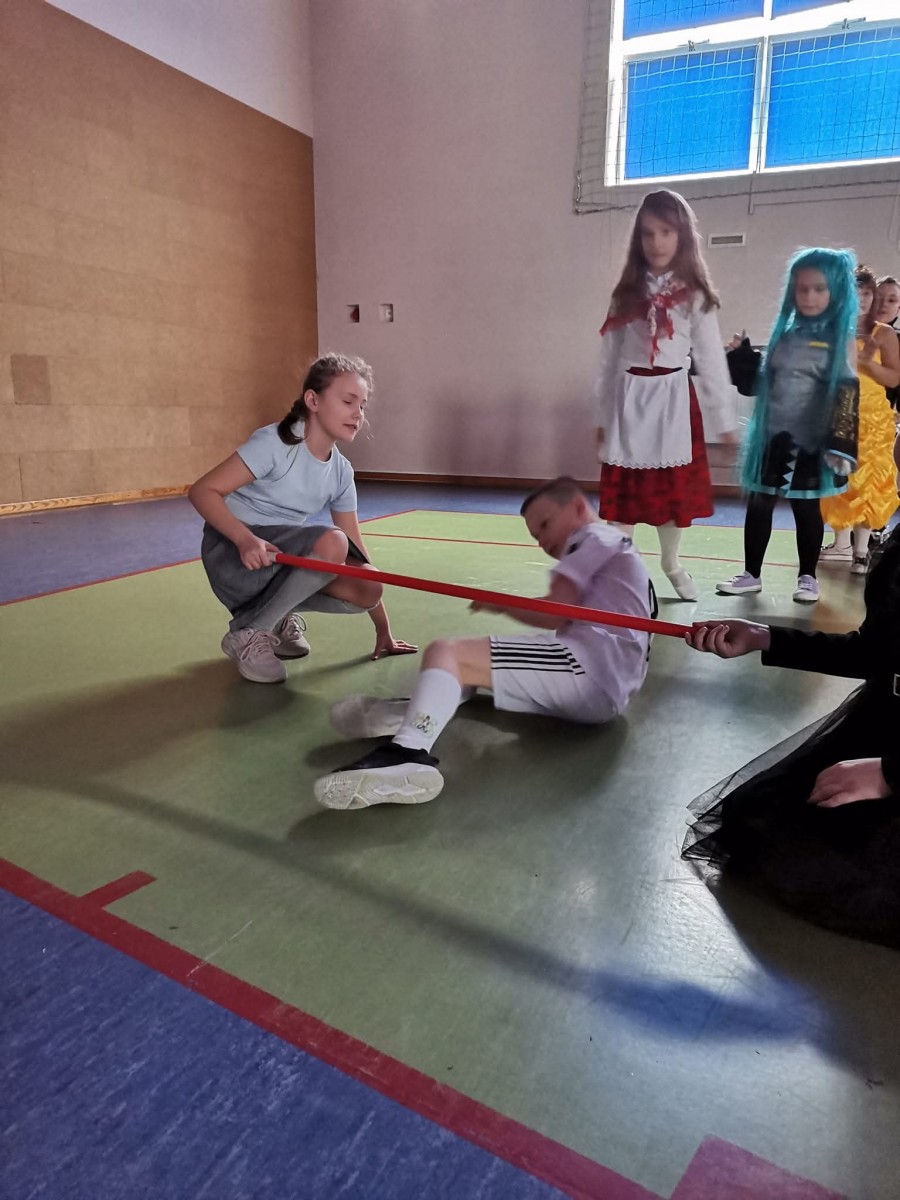 Bal karnawałowy klas 1-3