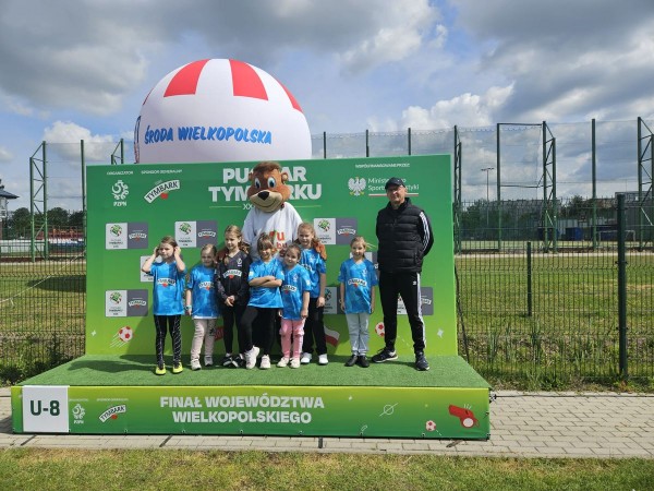 Finał wojewódzkiego ogólnopolskiego turnieju piłki nożnej -Z Podwórka na Stadion o Puchar Tymbarku.
